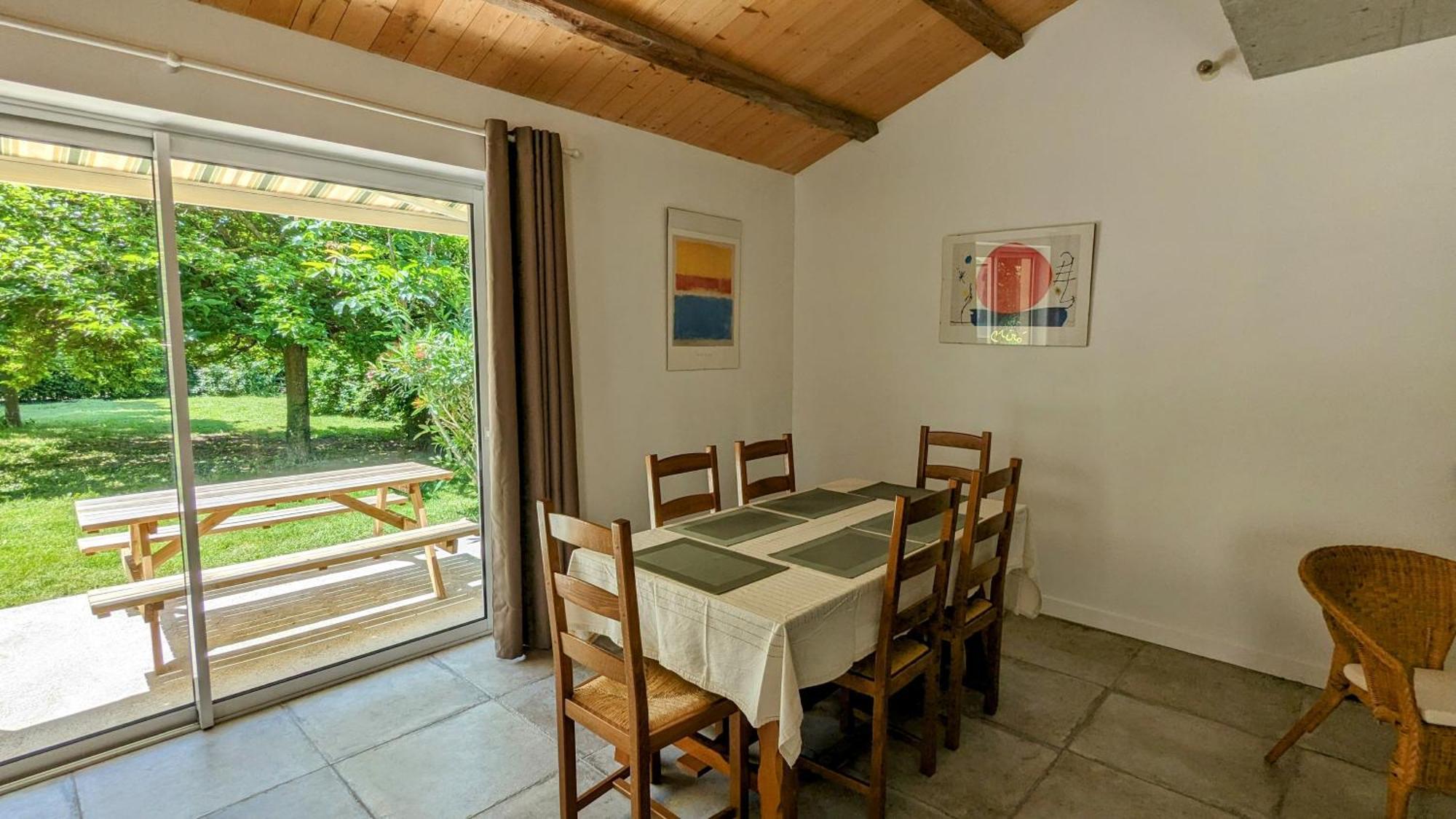 Rez-De-Jardin Independant Dans Ferme Maraichere Bio Avec Grand Jardin Privatif Clos Et Arbore Crest Dış mekan fotoğraf